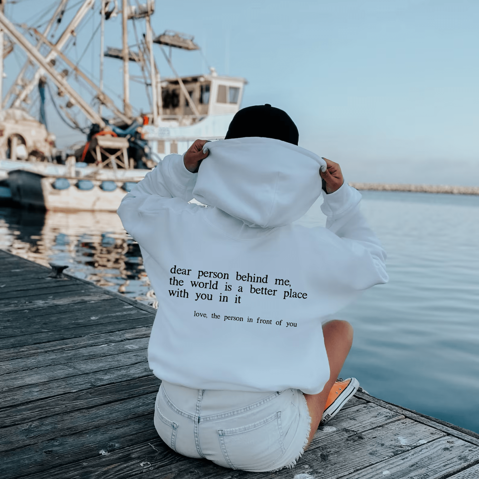 Hoodie 'Dear Person Behind Me' - Positiviteits Hoodie Mykozo