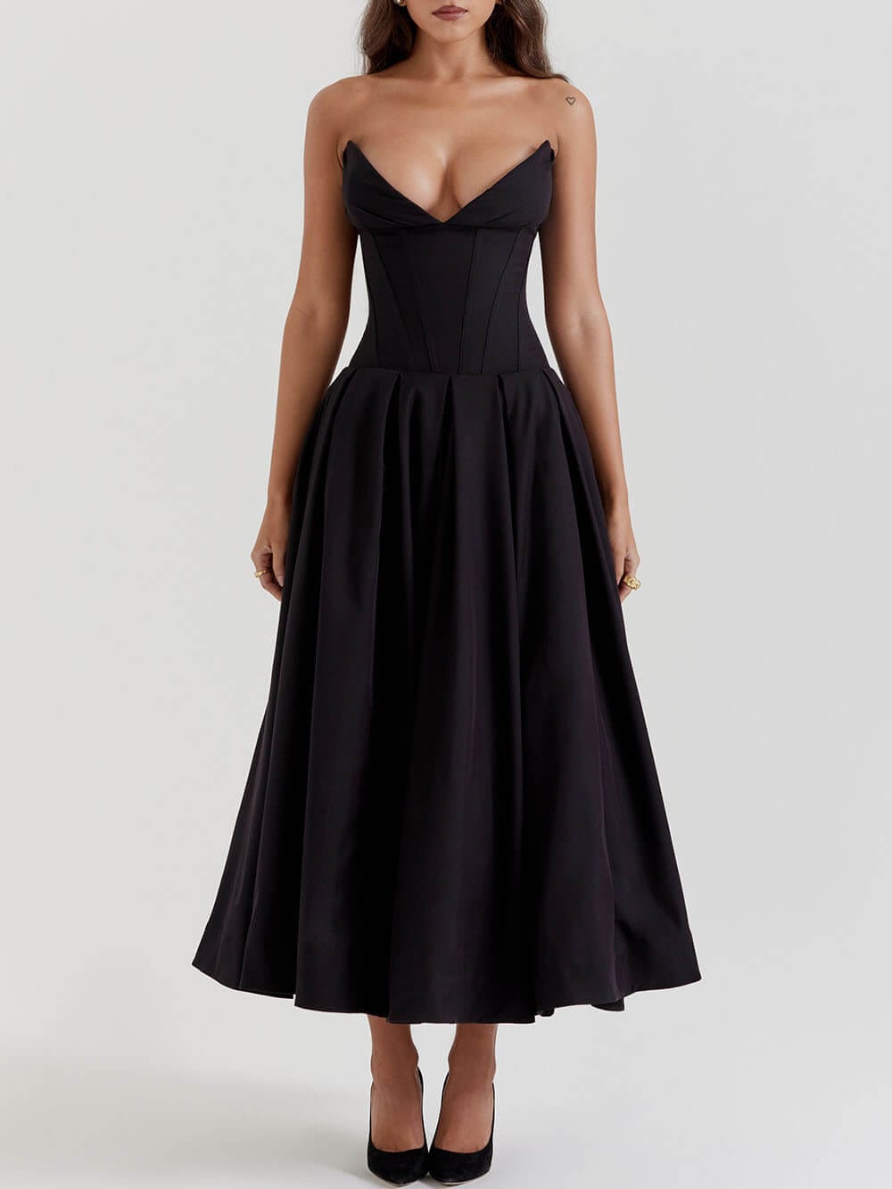 S Puk | Elegante Zwarte strapless midi jurk Mykozo